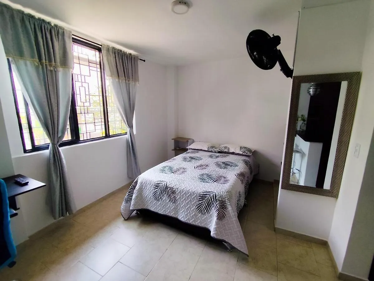 Loma De La Cruz Studio Apartment Cali Κολομβία
